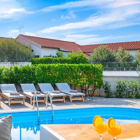 Villa Jadrija Beach Шибеник Экстерьер фото