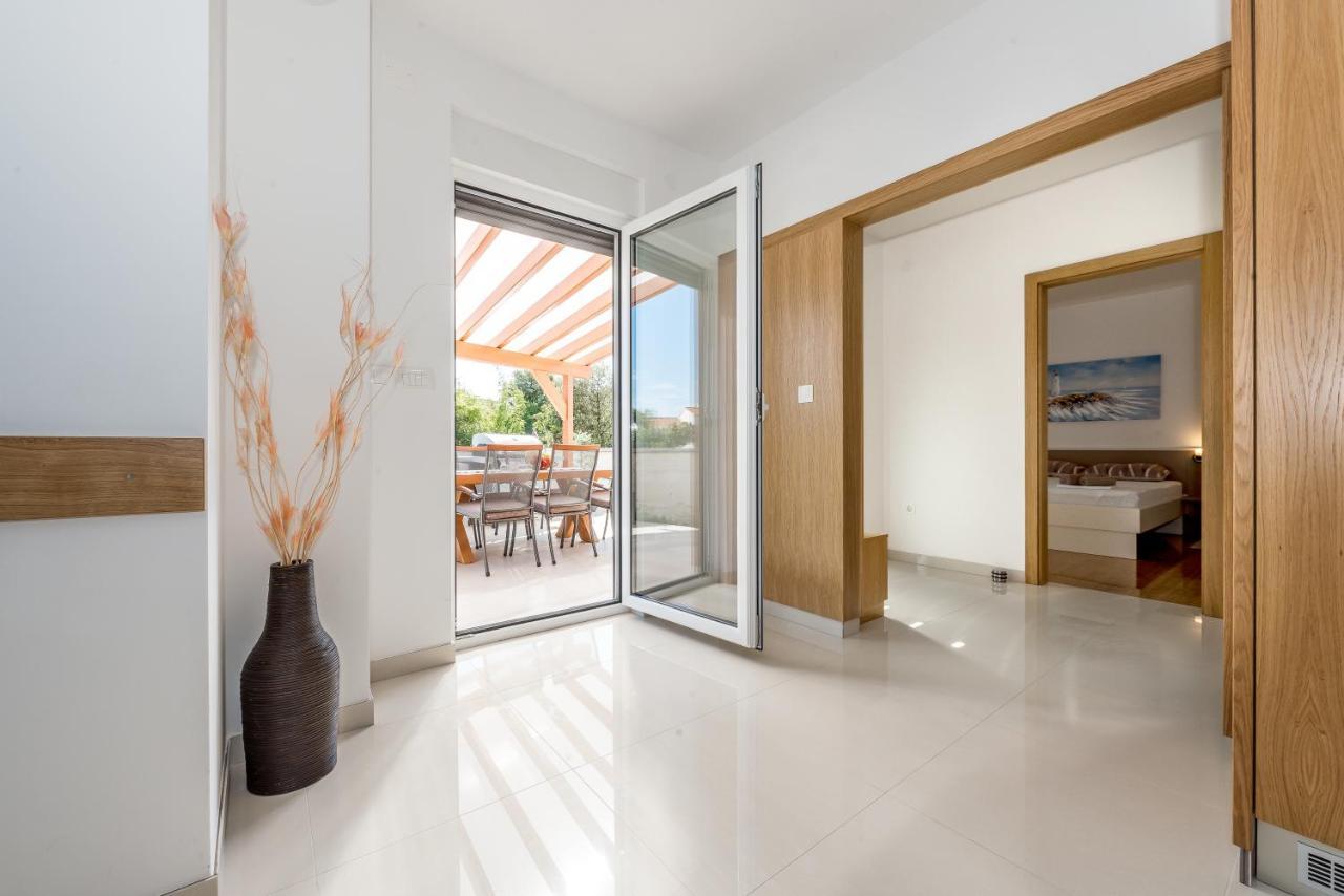 Villa Jadrija Beach Шибеник Экстерьер фото