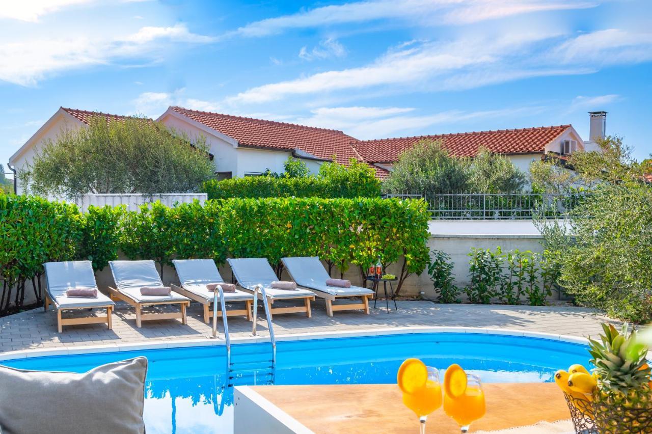Villa Jadrija Beach Шибеник Экстерьер фото