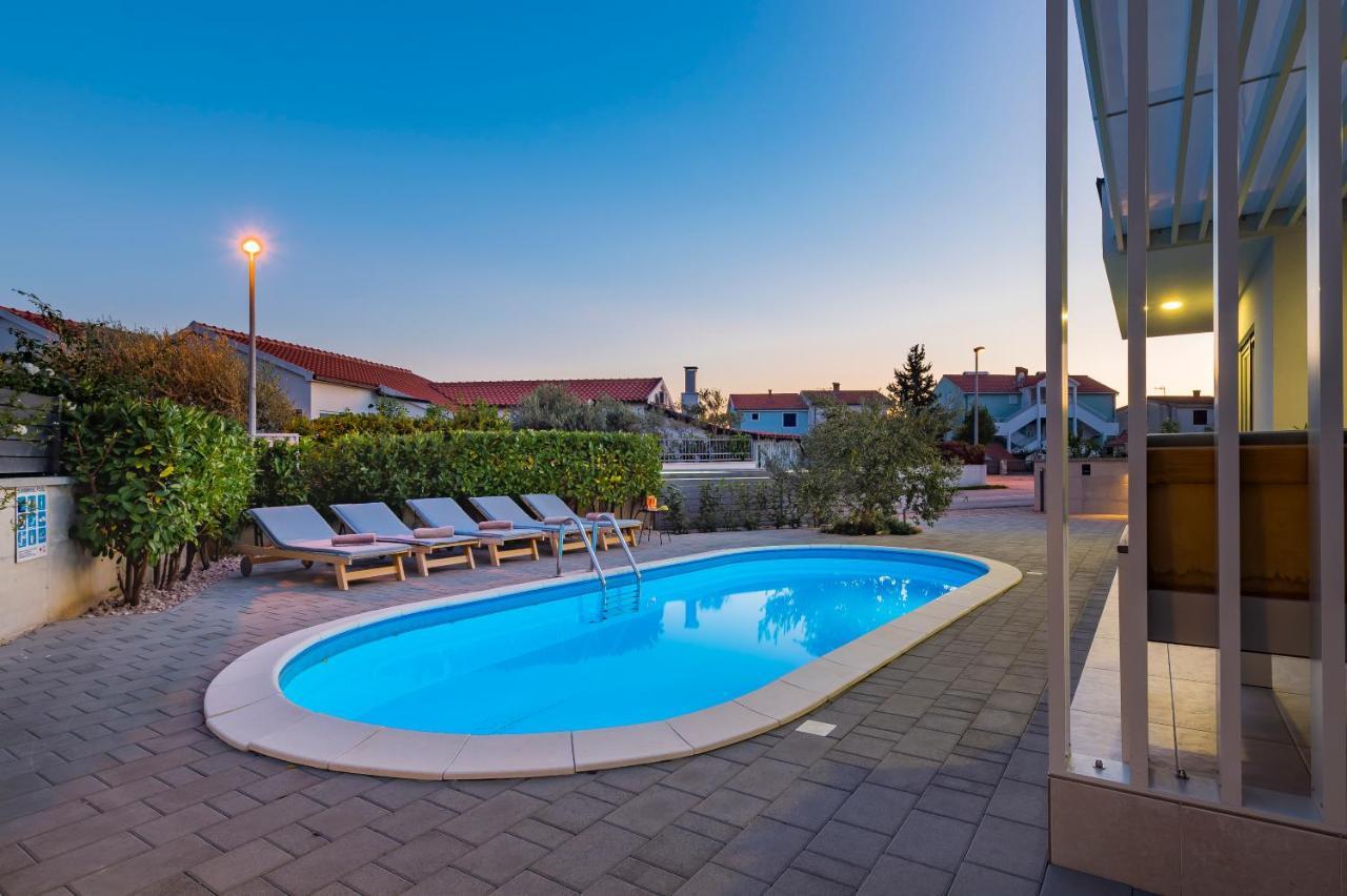 Villa Jadrija Beach Шибеник Экстерьер фото